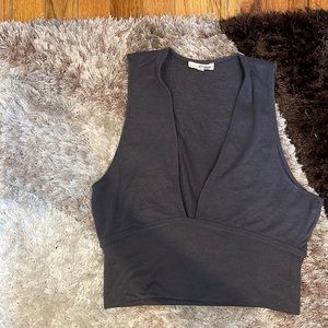 Aritzia cropped knit v neck